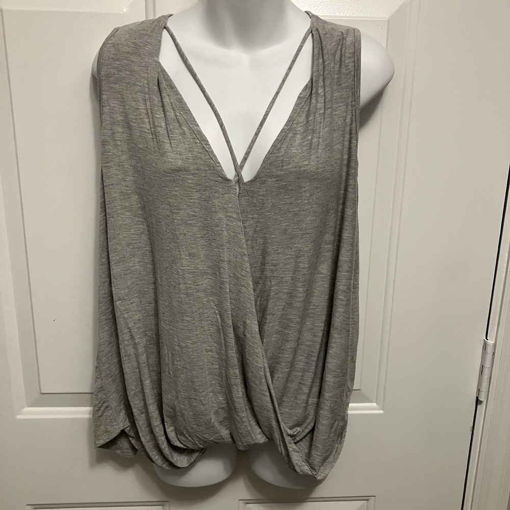 Pookie & Sebastian Size‎ Large Gray Sleeveless Shirt Top Blouse Women's